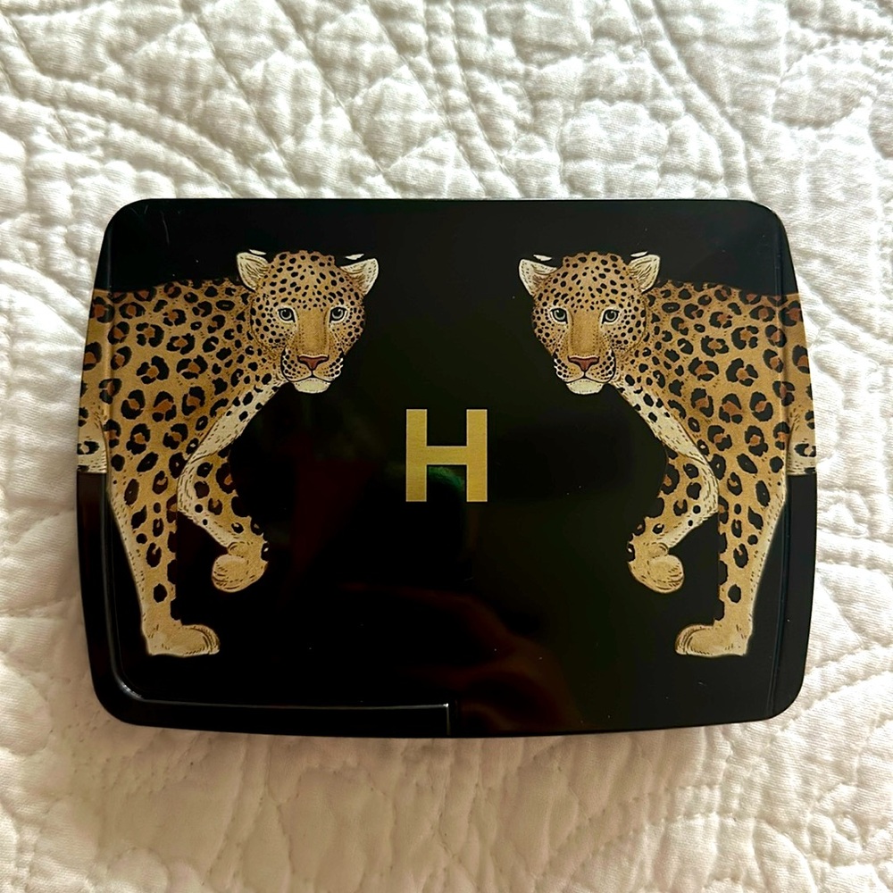 Hourglass Leopard Palette - Limited Edition